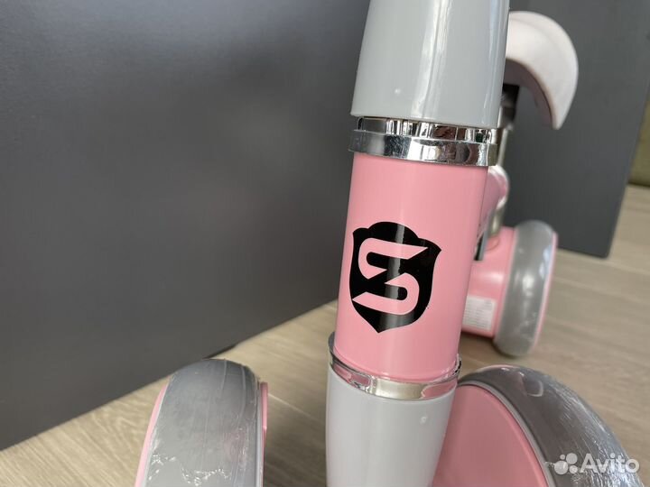 Беговел детский новый