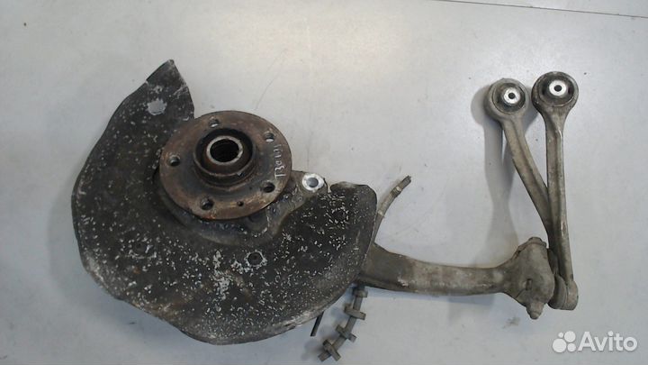 Поворотный кулак Audi A5, 2010