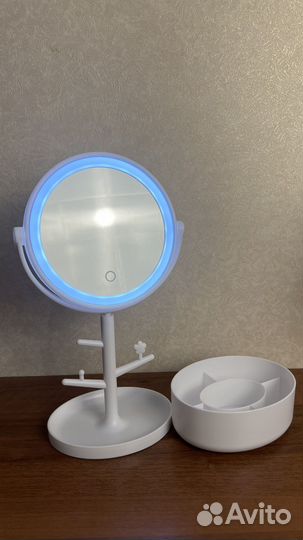 Зеркало настольное с подсветкой для макияжа