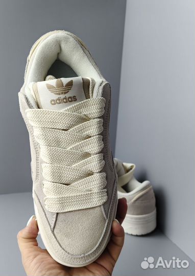 Кроссовки Adidas новые 38 и 39