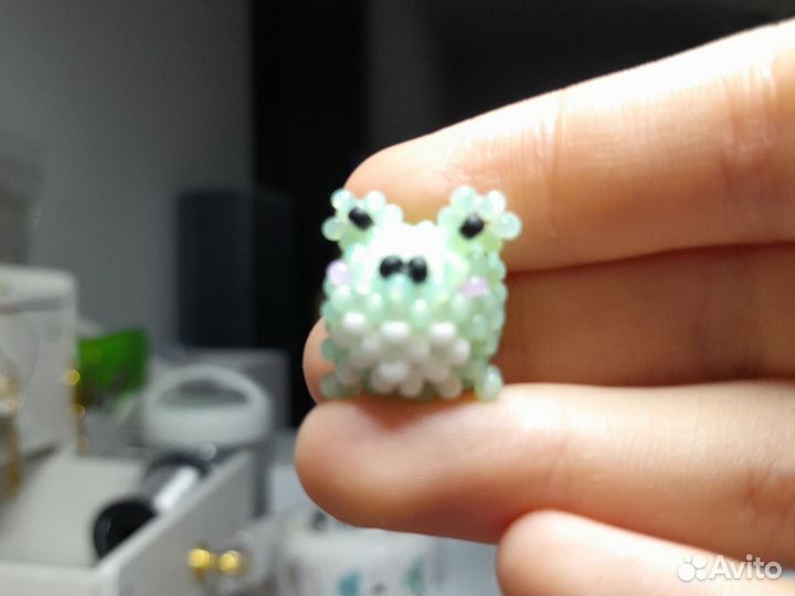 Амигуруми лягушка из бисера