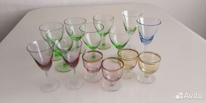 Винтаж. Цветное стекло. Рюмки, фужеры
