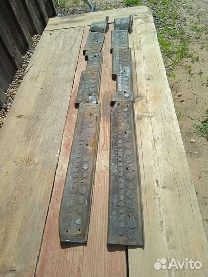 Накладки на пороги УАЗ патриот