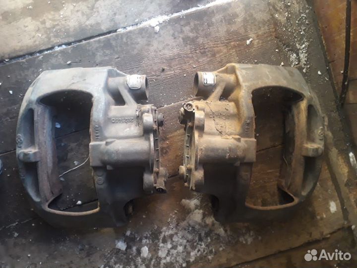 Запчасти на mercedes axor