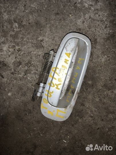 Ручка дверная наружняя з/п Toyota Corona Premio