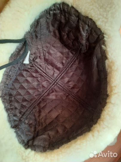 Шапка женская мутон