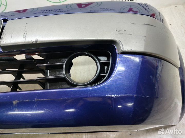 Бампер передний Renault Megane 2 хетчбек K4J 2003