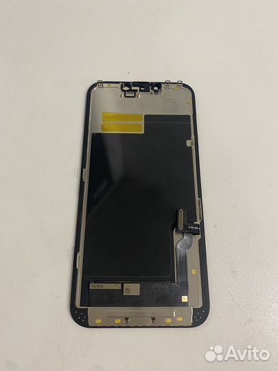 Дисплей iPhone 13