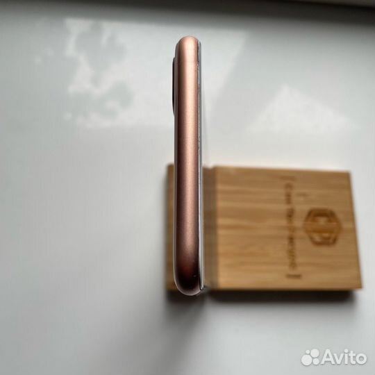 iPhone 8 Plus, 64 ГБ