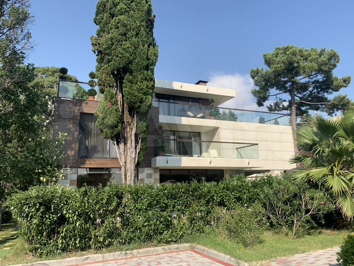 Бутик-Отель на первой линии Сириуса