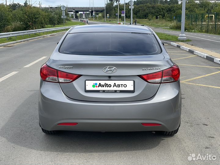 Hyundai Elantra 1.6 AT, 2011, 187 000 км