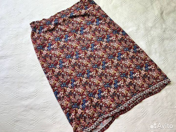 Юбка в цветочек миди р.50
