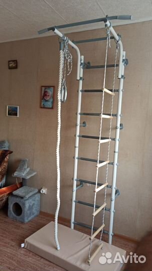 Шведская стенка новая в распор пол потолок