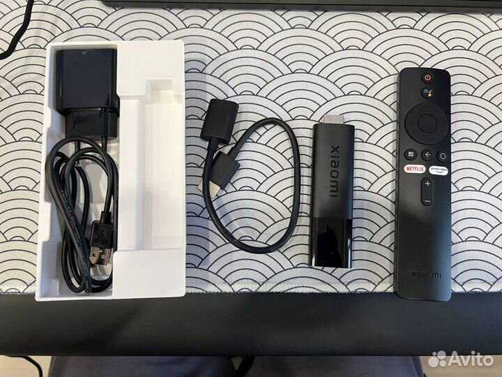 Приставка Xiaomi mi tv stick 4k