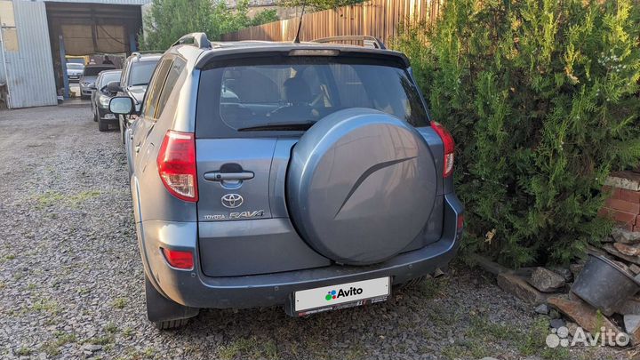 Toyota RAV4 2.4 AT, 2007, 123 149 км