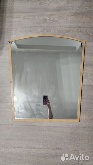 Зеркало настенное