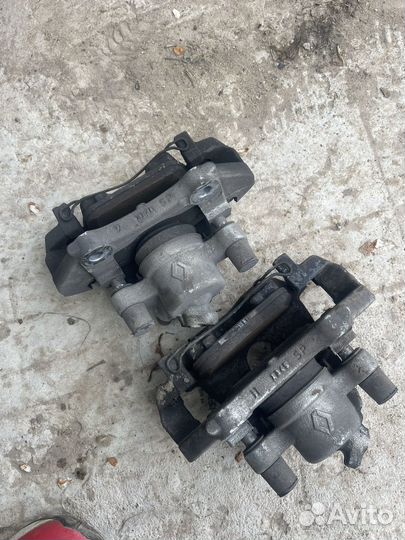 Суппорт передний renault sandero 2 stepway