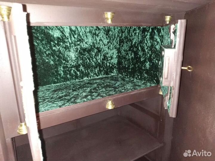 Антикварный сейф