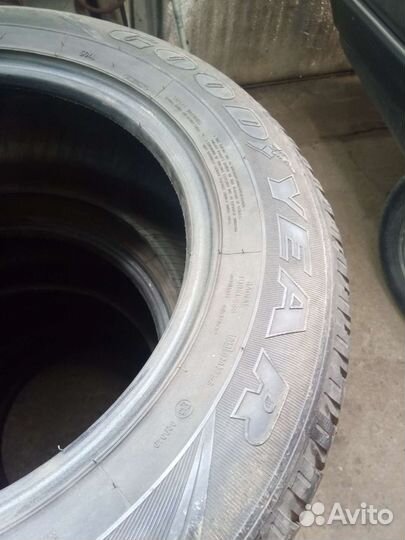 Goodyear Wrangler HP All Weather 255/60 R18 112V