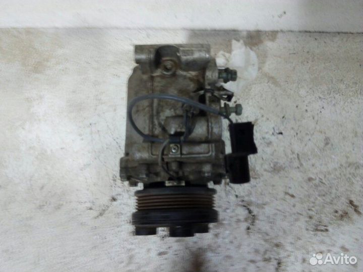 Компрессор системы кондиционирования Mitsubishi La