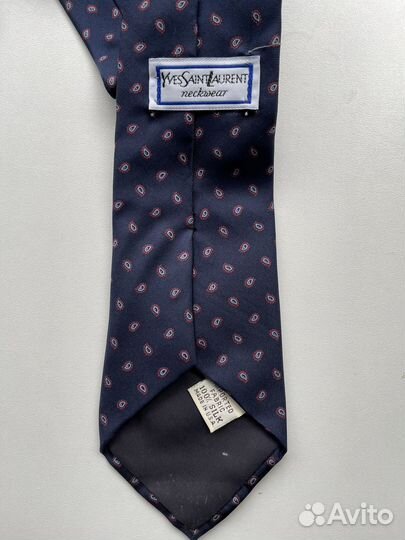 Шелковый галстук