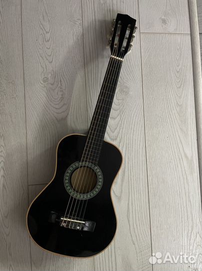 Детская гитара