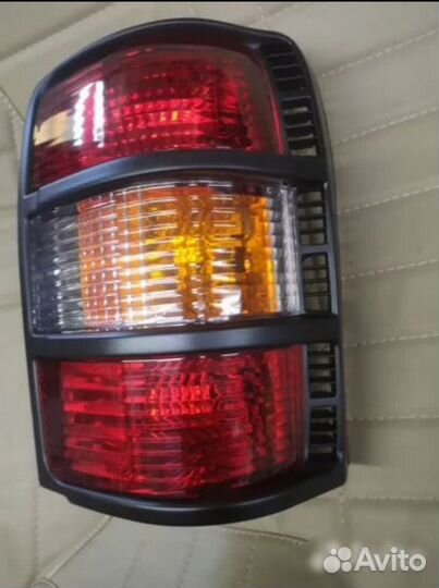 Фонари задние pajero 2