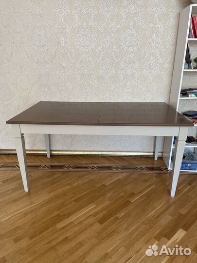 Кухонный стол
