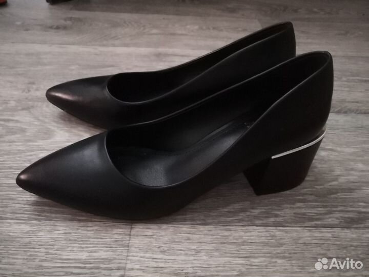 Красивые туфли р 39
