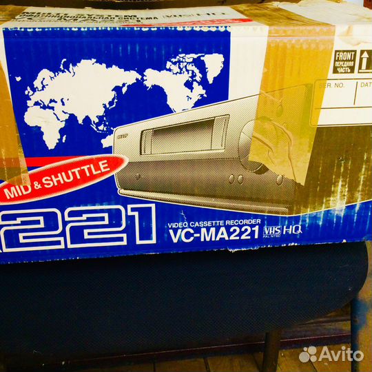 Видеомагнитофон Шарп. Прошлого века. Новый. Торг