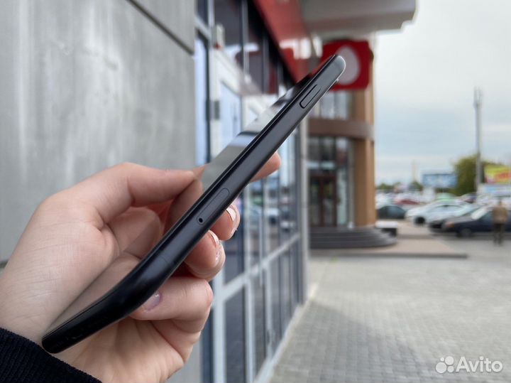iPhone Xr, 128 ГБ