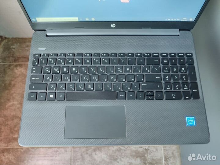 Как новый ноутбук HP Intel/NVMe-256Gb/DDR4-4Gb/HD+