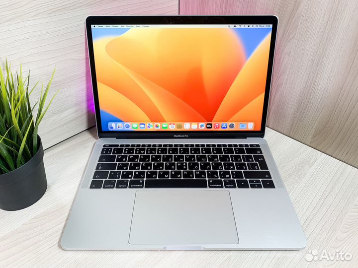 Apple Macbook Pro 13 2017 Core i5/8Gb/SSD128Gb
