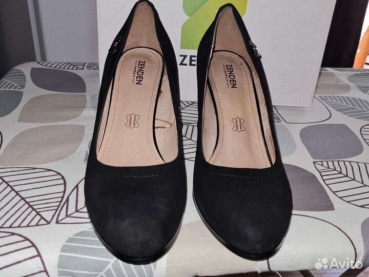 Туфли женские 38 размер черные