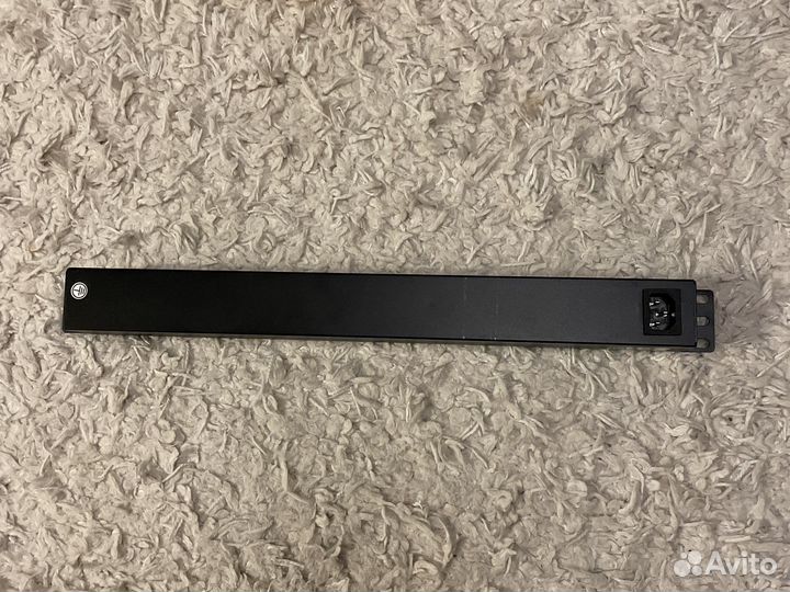 Блок розеток 19 дюймов PDU