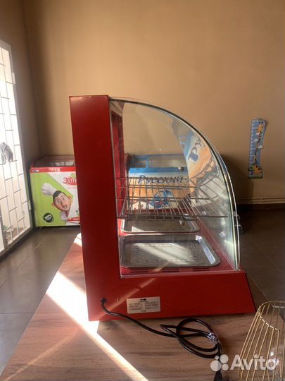 Тепловая витрина для выпечки