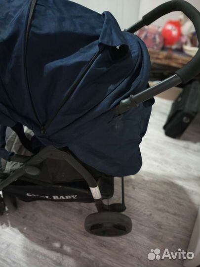 Прогулочная коляска для ребенка