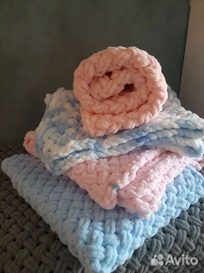 Плед детский плюшевый,новый,ручная вязка