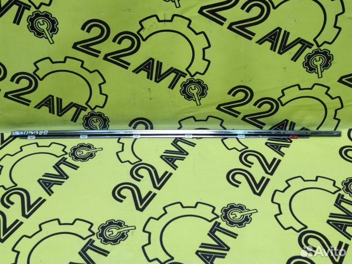 Молдинг стекла (на дверь) передний левый Lexus