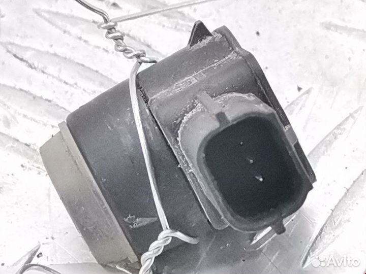 Датчик парктроника Opel Zafira Family рест. 2010