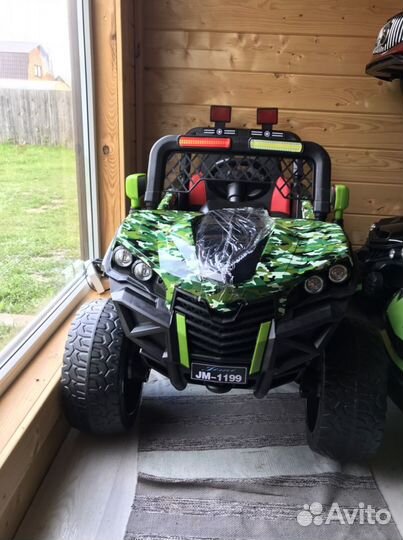 Детский электромобиль на пульте управления новый