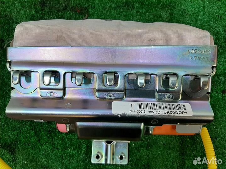 Подушка безопасности в торпедо Subaru Impreza GE