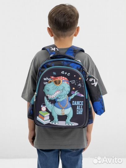 Портфель школьный для мальчика и для девочки