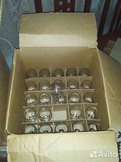 Бокалы, рюмки