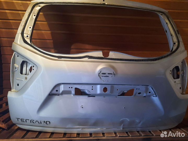 Крышка багажника нисан террано 3