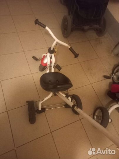 Детский велосипед с ручкой бу