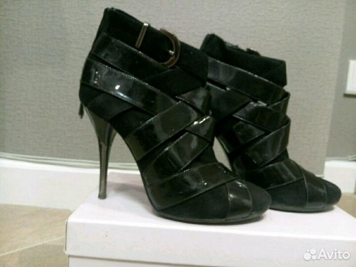 Босоножки, сапоги зимние, сапоги осенние