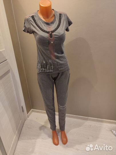 Спортивный костюм женский Турция 42/44