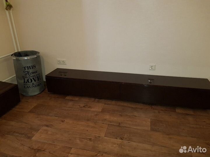 Тумба с доводчиками 4 отсека