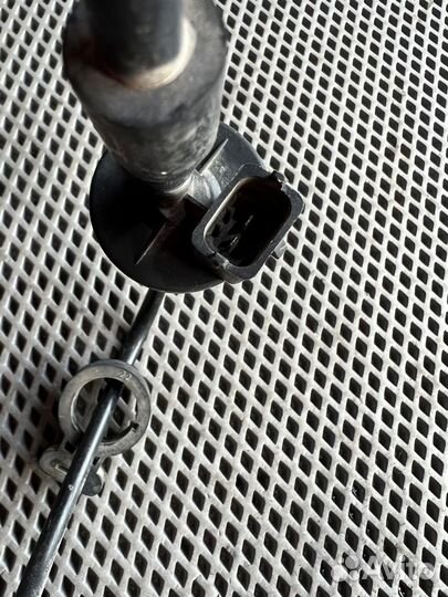 Клапан вентиляции топливного бака Ford